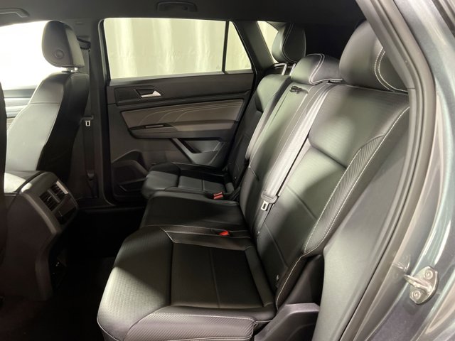 2022 Volkswagen Atlas Cross Sport 3.6L V6 SE Technology Image 11 of 26