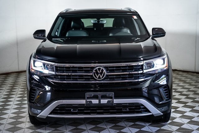2022 Volkswagen Atlas Cross Sport 3.6L V6 SE Technology Image 4 of 45