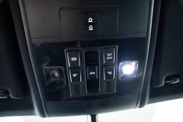 2022 Volkswagen Atlas Cross Sport 3.6L V6 SE Technology Image 41 of 45