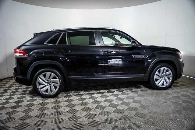 2022 Volkswagen Atlas Cross Sport 3.6L V6 SE Technology Image 10 of 45