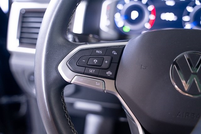 2022 Volkswagen Atlas Cross Sport 3.6L V6 SE Technology Image 32 of 45