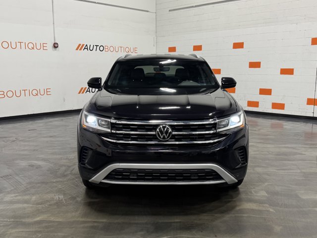 2022 Volkswagen Atlas Cross Sport 3.6L V6 SE Technology Image 3 of 33