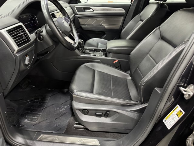2022 Volkswagen Atlas Cross Sport 3.6L V6 SE Technology Image 30 of 33