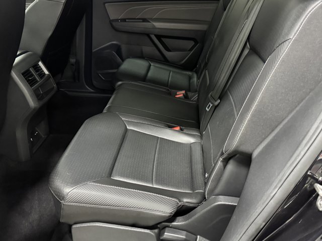 2022 Volkswagen Atlas Cross Sport 3.6L V6 SE Technology Image 13 of 33