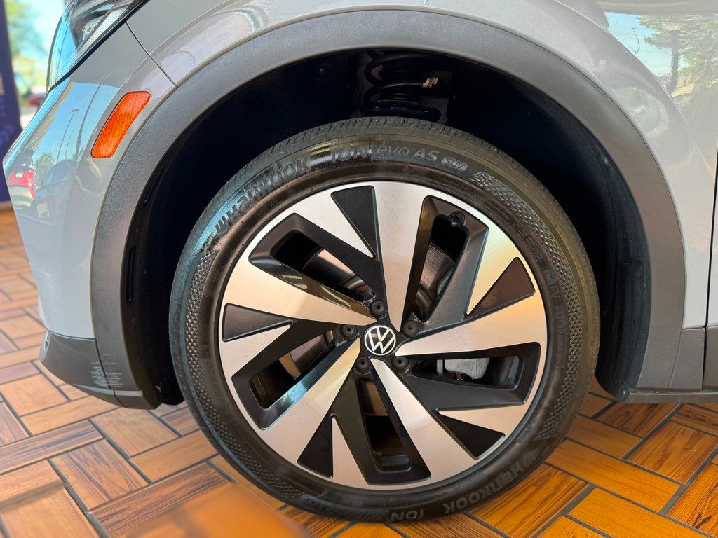 2022 Volkswagen ID.4 Pro S Image 11 of 33