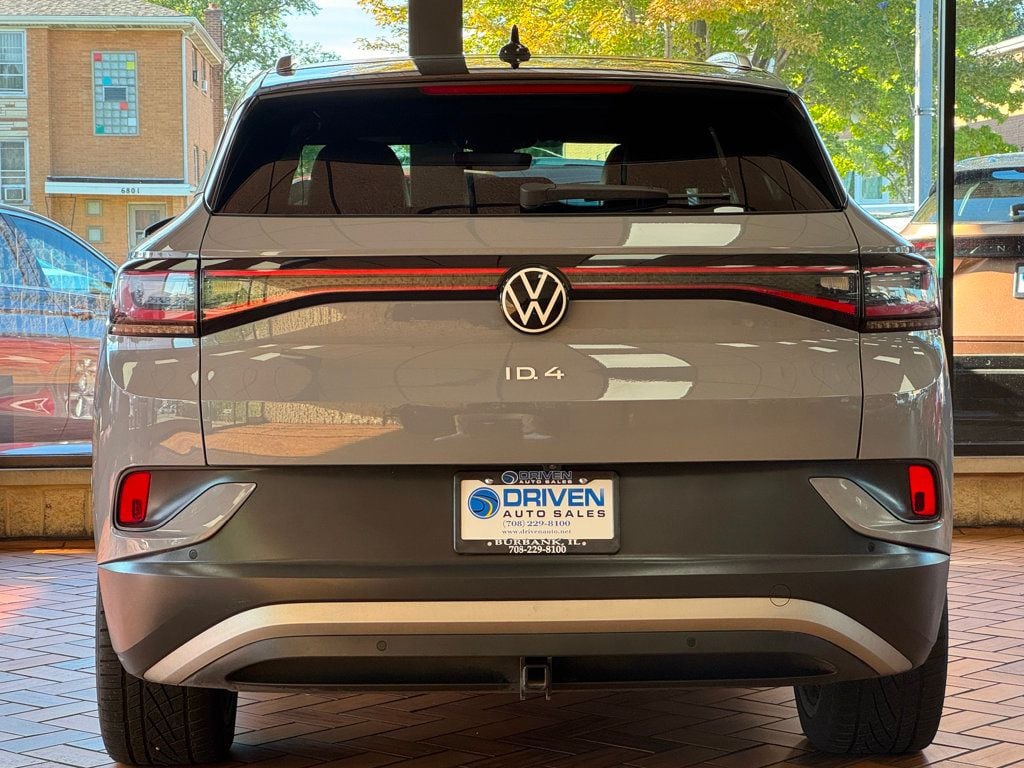2022 Volkswagen ID.4 Pro S Image 7 of 33