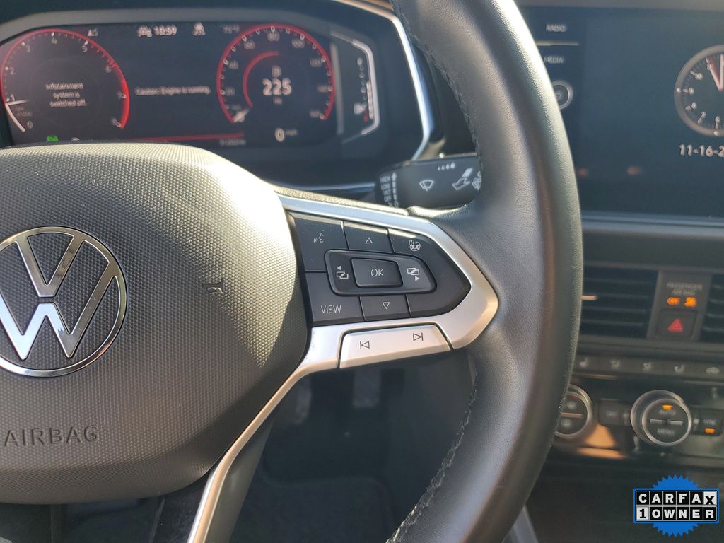 2022 Volkswagen Jetta SEL Image 28 of 32