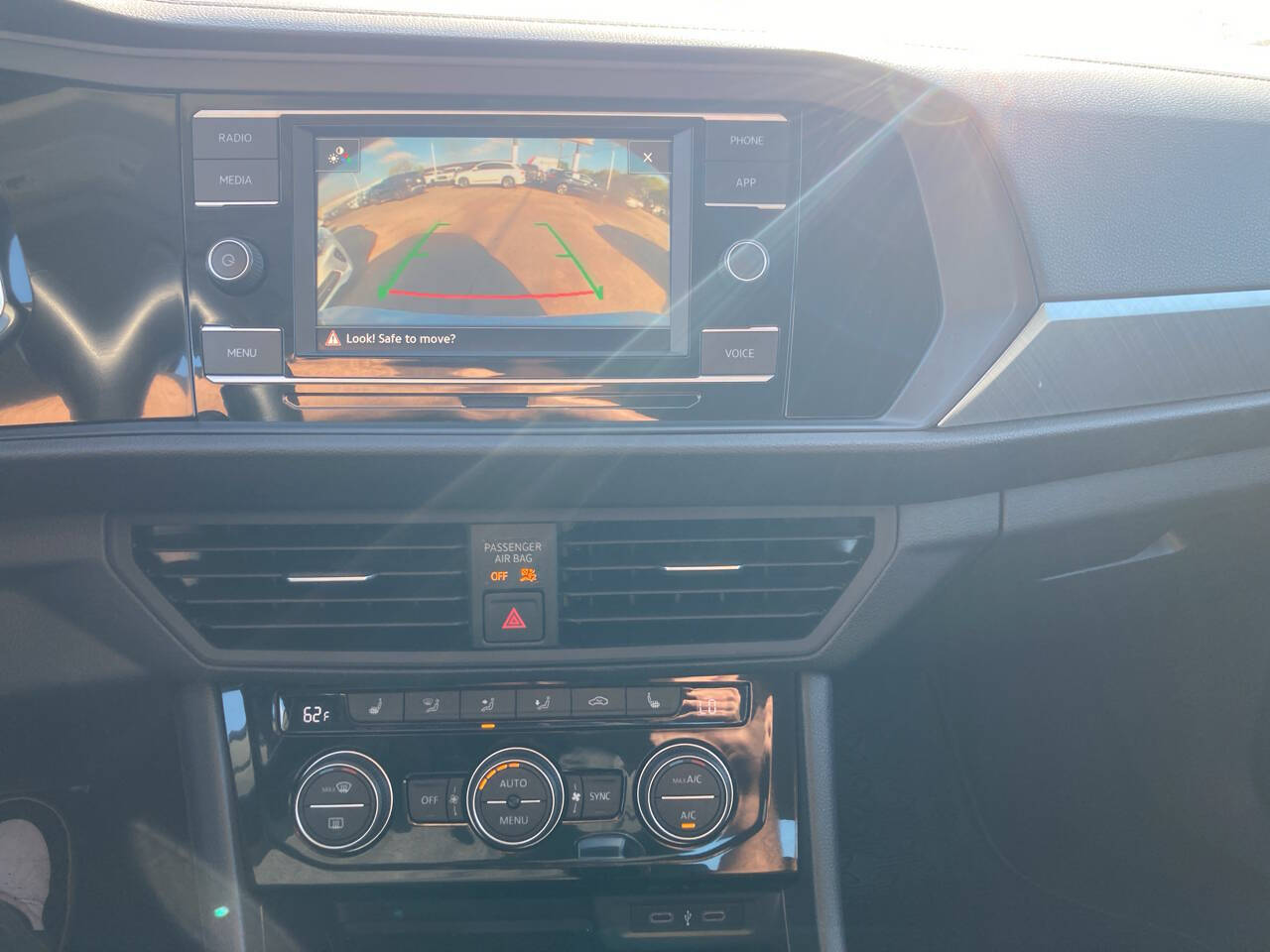 2022 Volkswagen Jetta SE Image 11 of 11