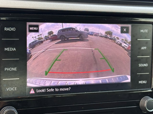 2022 Volkswagen Passat 2.0T SE Image 22 of 35