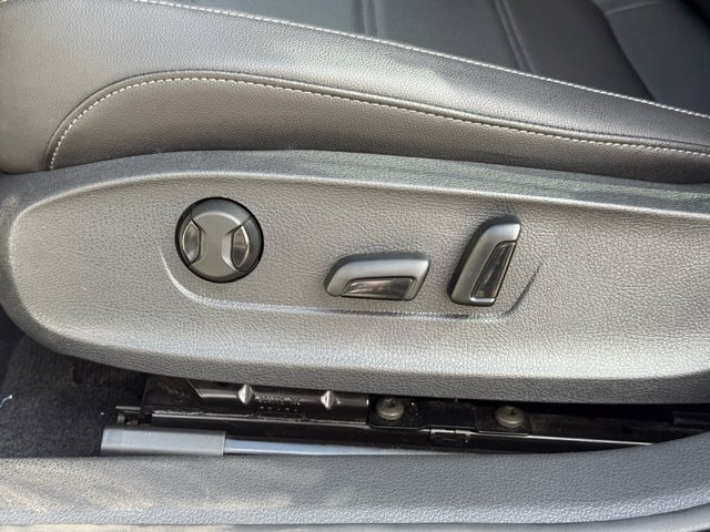 2022 Volkswagen Passat 2.0T SE Image 35 of 35