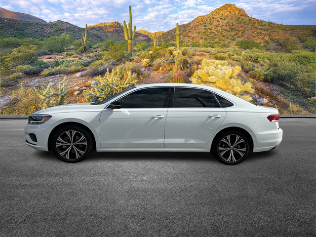 2022 Volkswagen Passat 2.0T SE Image 9 of 35