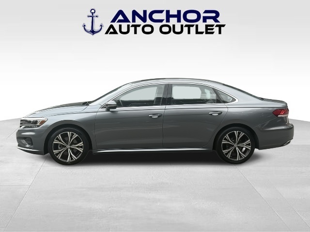 2022 Volkswagen Passat 2.0T SE Image 7 of 38