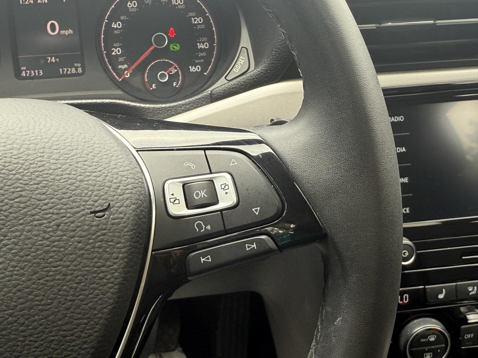 2022 Volkswagen Passat 2.0T SE Image 38 of 38