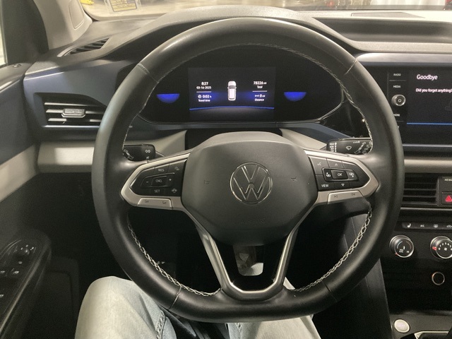 Vehicle image 12 of 30
