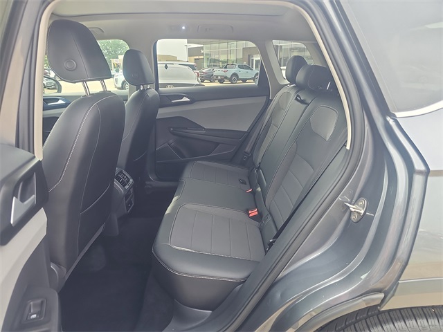 Vehicle image 8 of 23