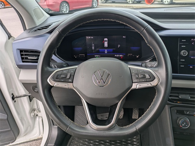 Vehicle image 9 of 24