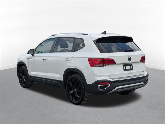 Vehicle image 5 of 24