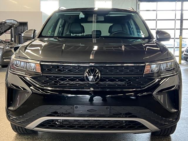 Vehicle image 2 of 24