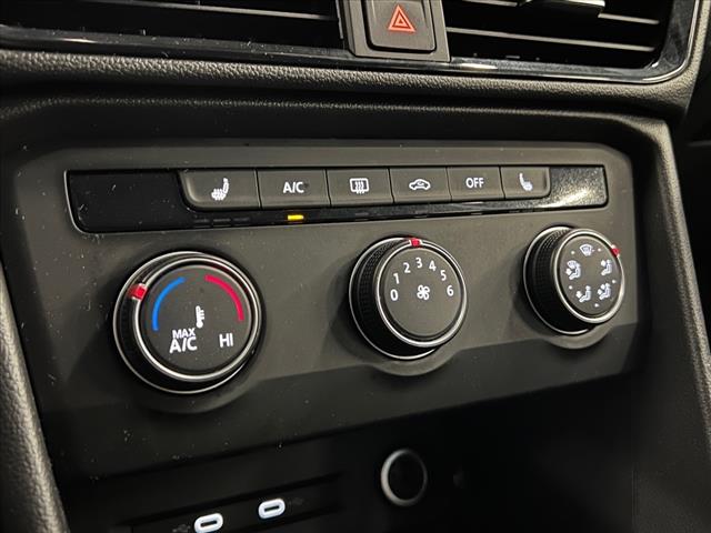 Vehicle image 15 of 24