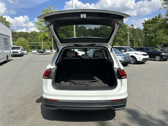 Vehicle image 23 of 23
