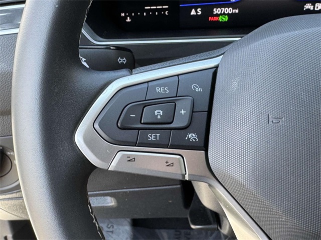 Vehicle image 14 of 30