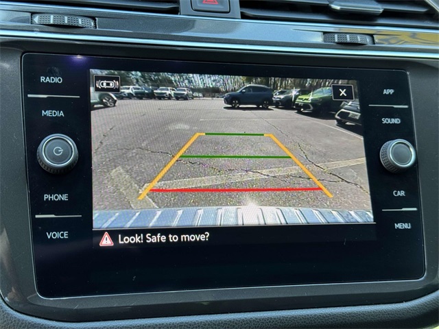 Vehicle image 9 of 30