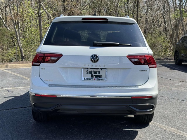 Vehicle image 4 of 30