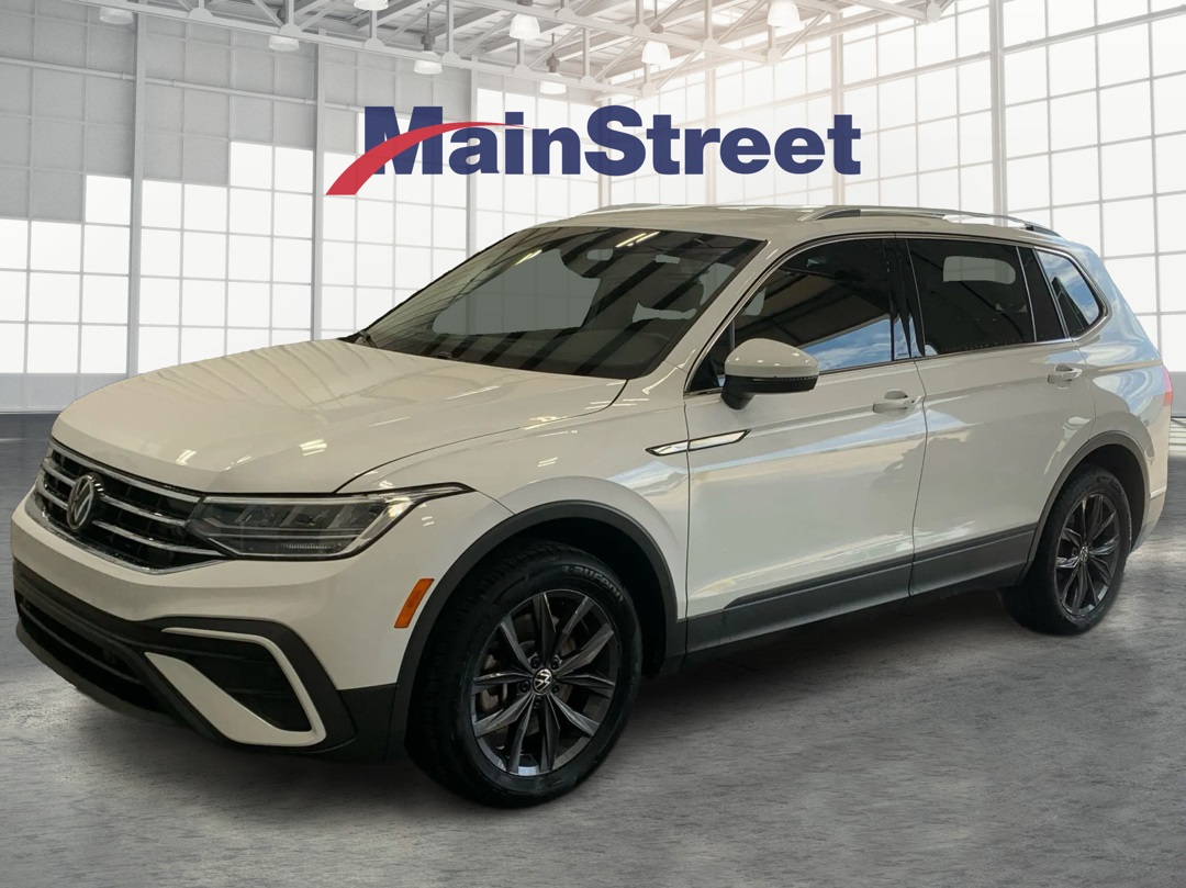 Vehicle image 1 of 34