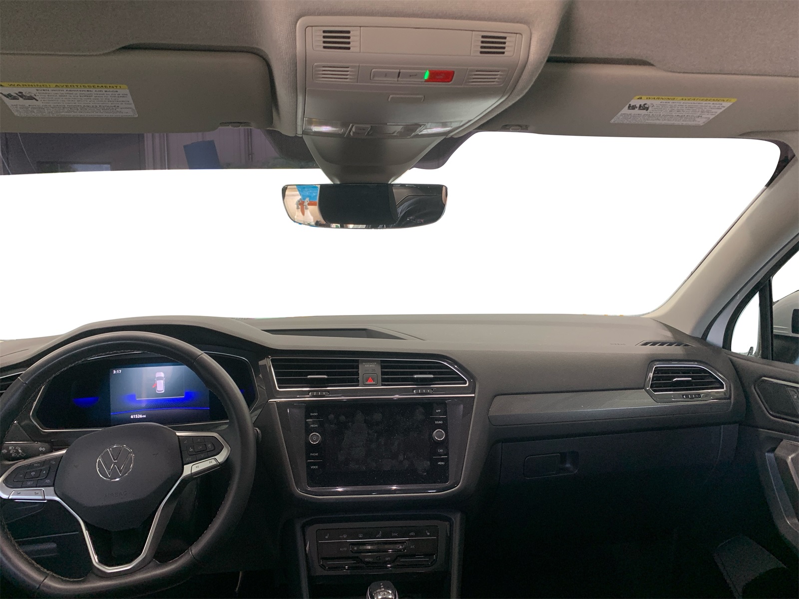 Vehicle image 19 of 34
