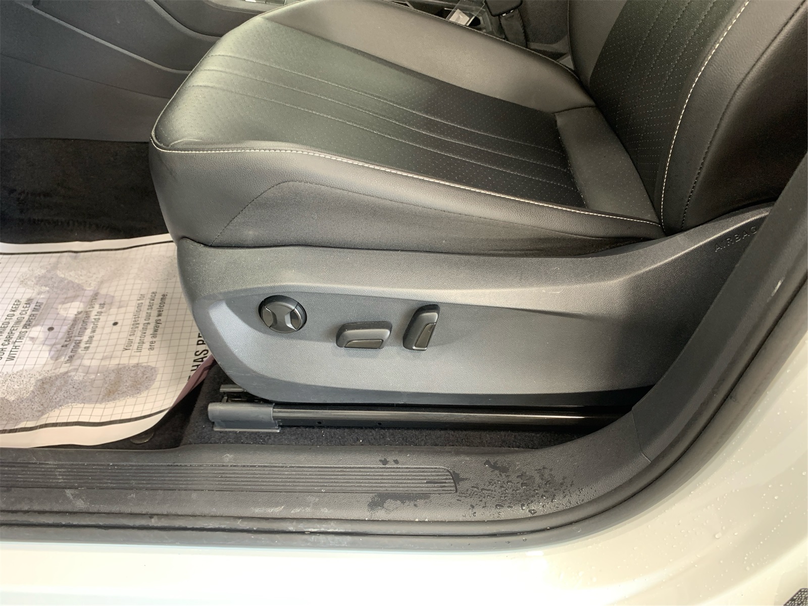 Vehicle image 34 of 34
