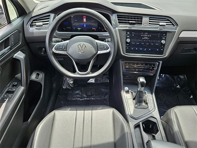 Vehicle image 9 of 30