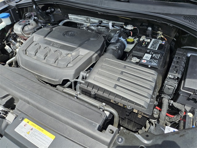 Vehicle image 17 of 30