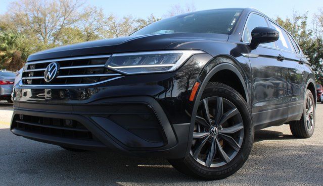 Vehicle image 1 of 21