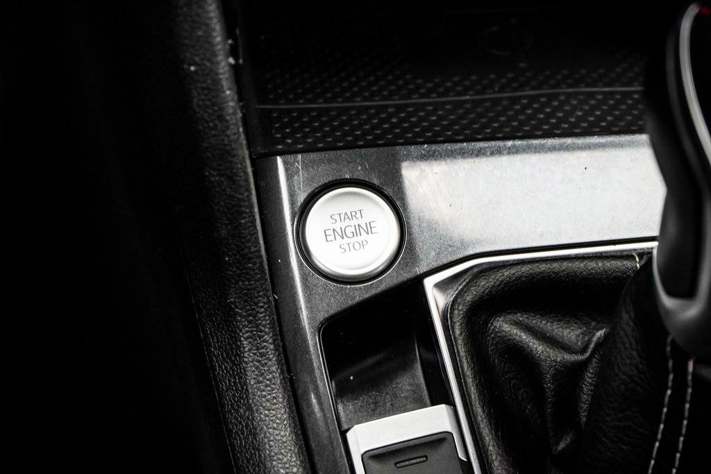 Vehicle image 45 of 50