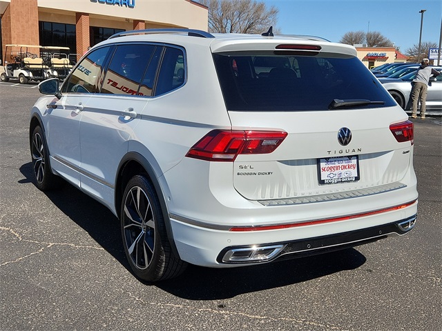 Vehicle image 5 of 25