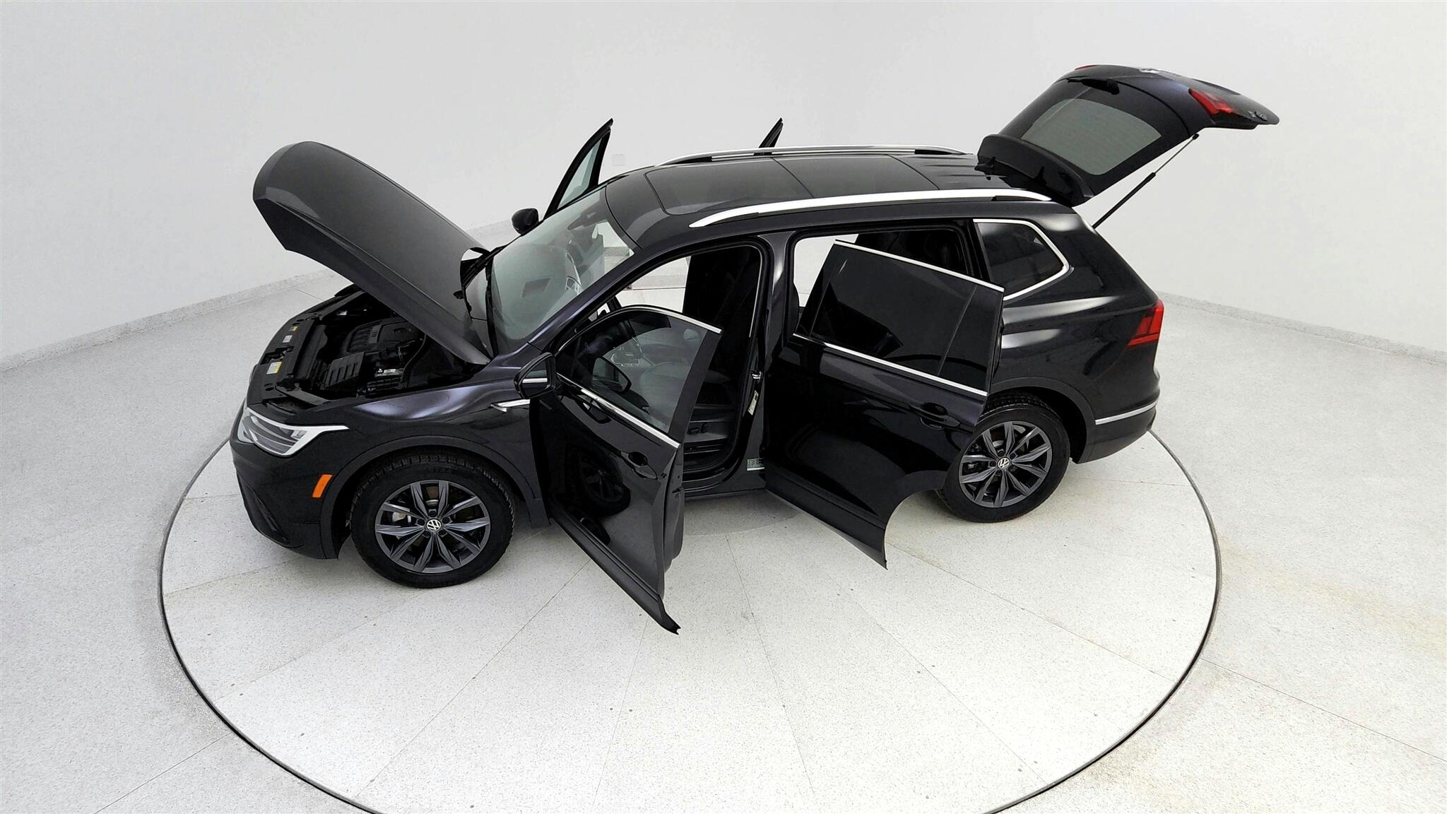Vehicle image 19 of 50