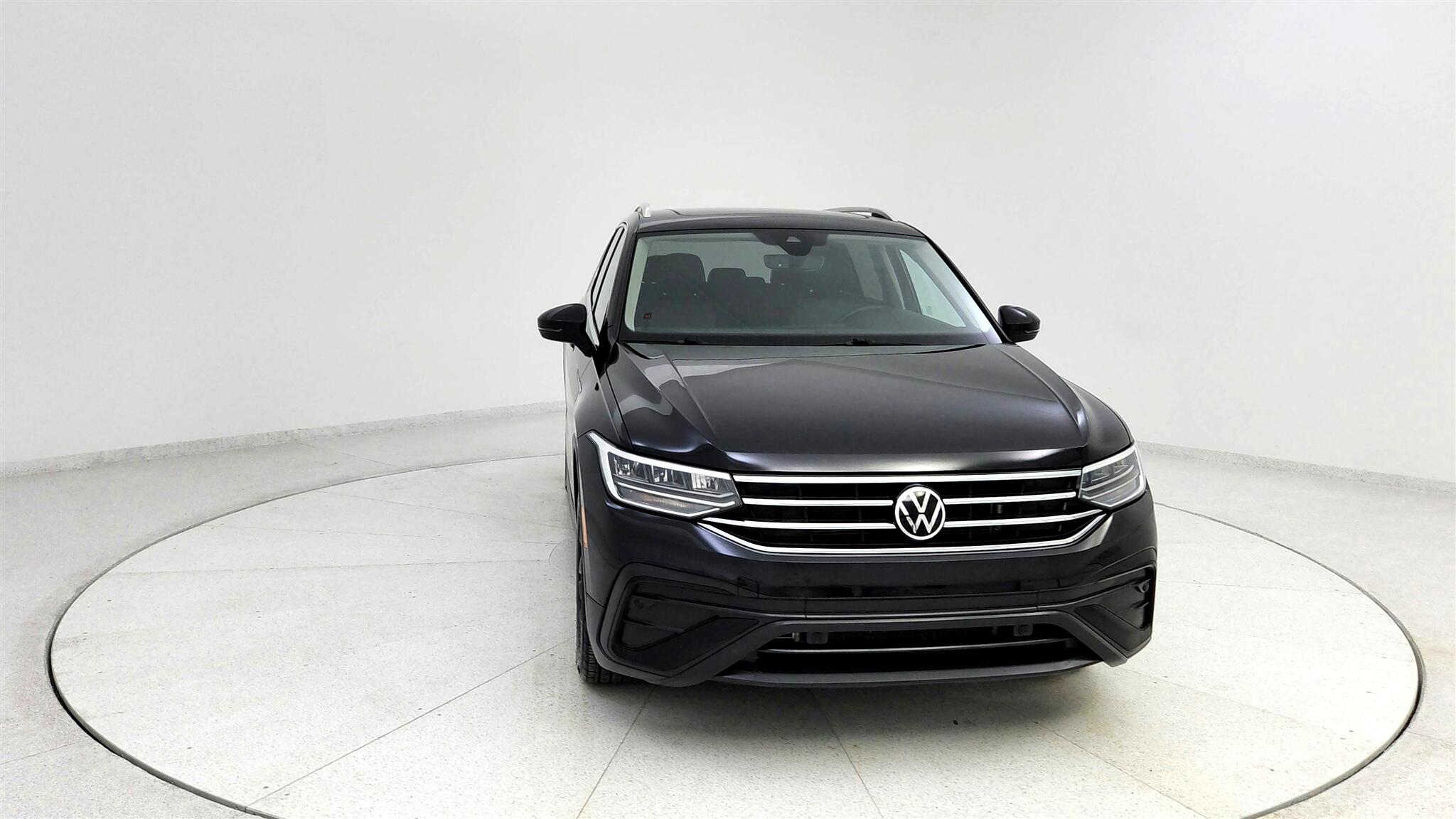 Vehicle image 12 of 50