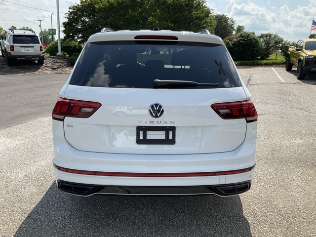 Vehicle image 5 of 24