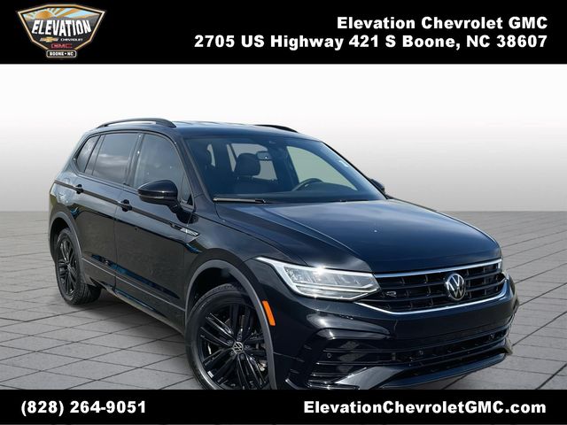 Vehicle image 3 of 33
