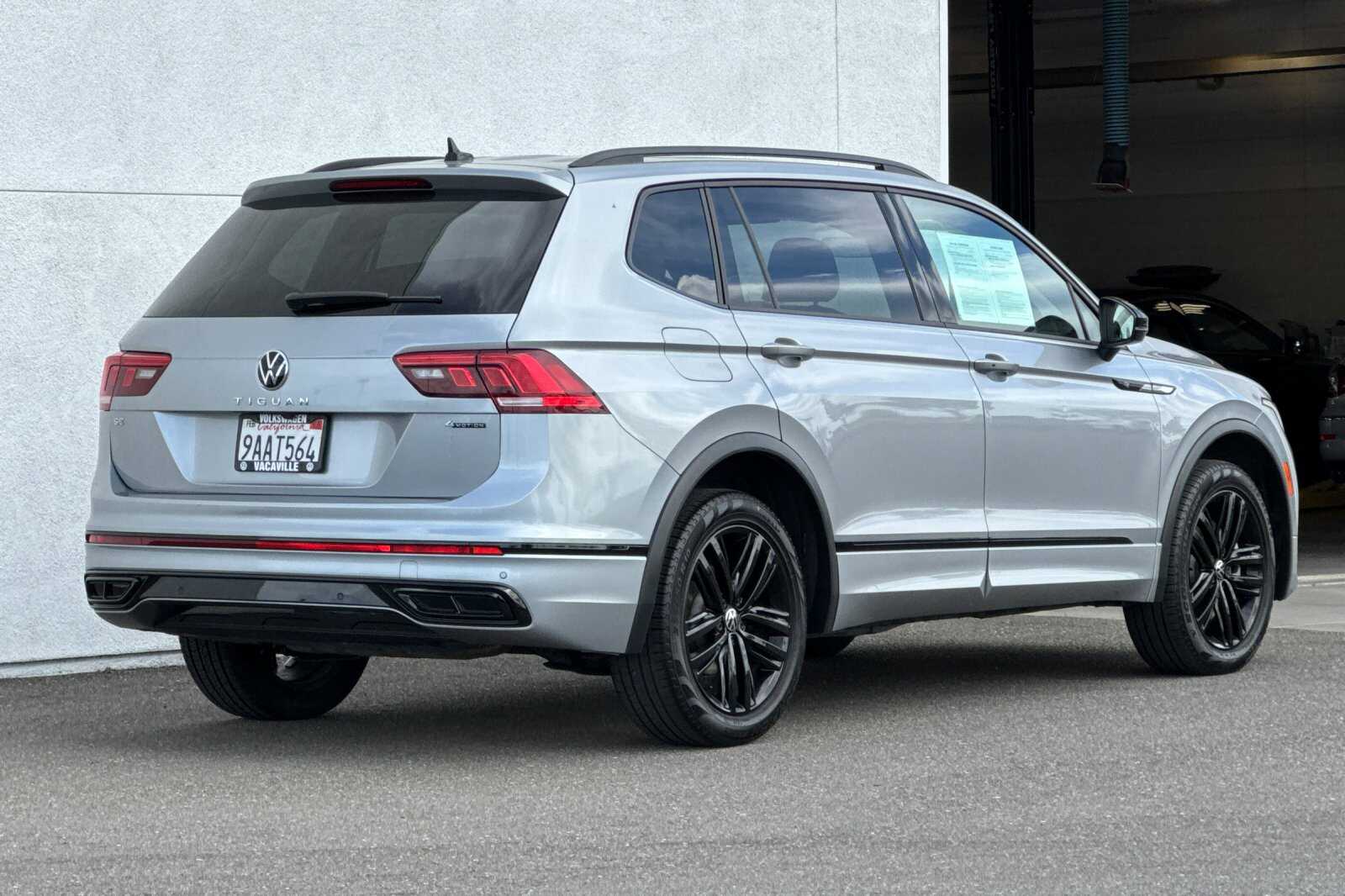 Vehicle image 2 of 26