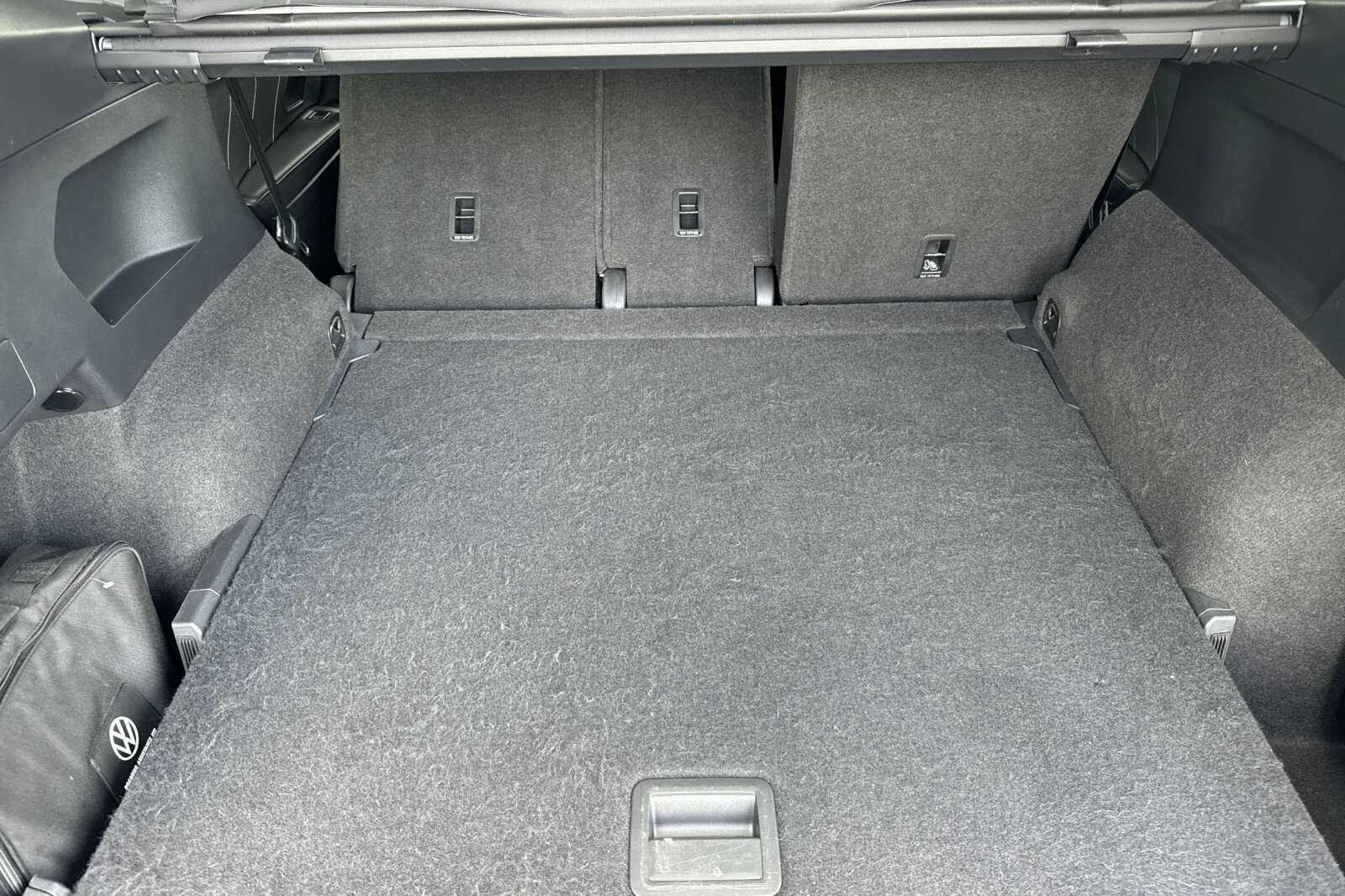 Vehicle image 12 of 26