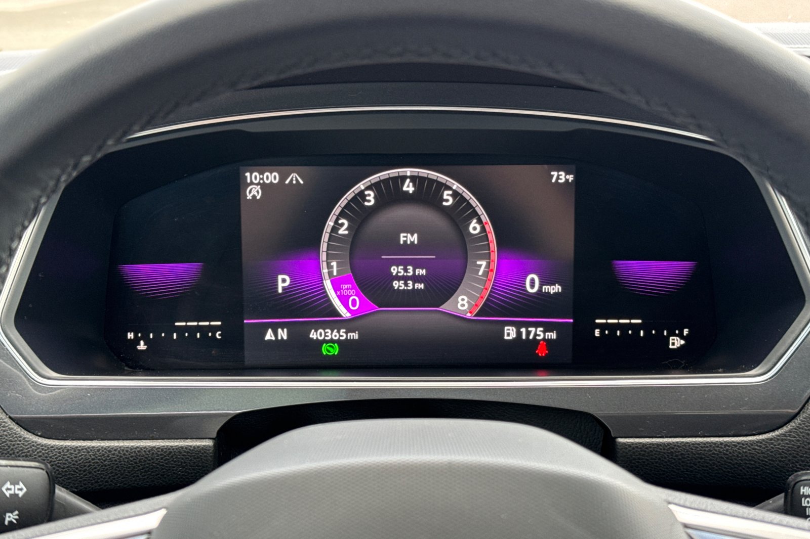 Vehicle image 21 of 26