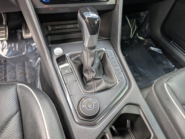 Vehicle image 22 of 35