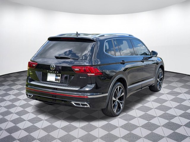 Vehicle image 6 of 35
