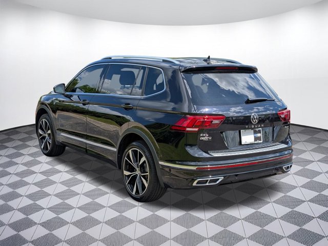 Vehicle image 8 of 35