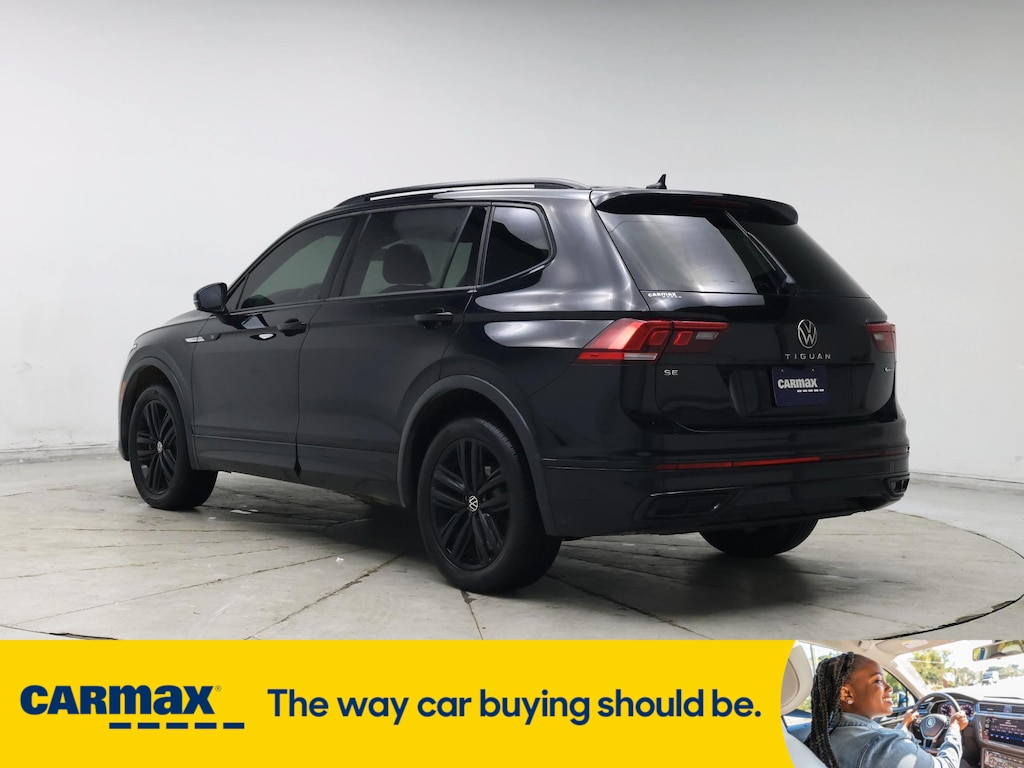 Vehicle image 7 of 29