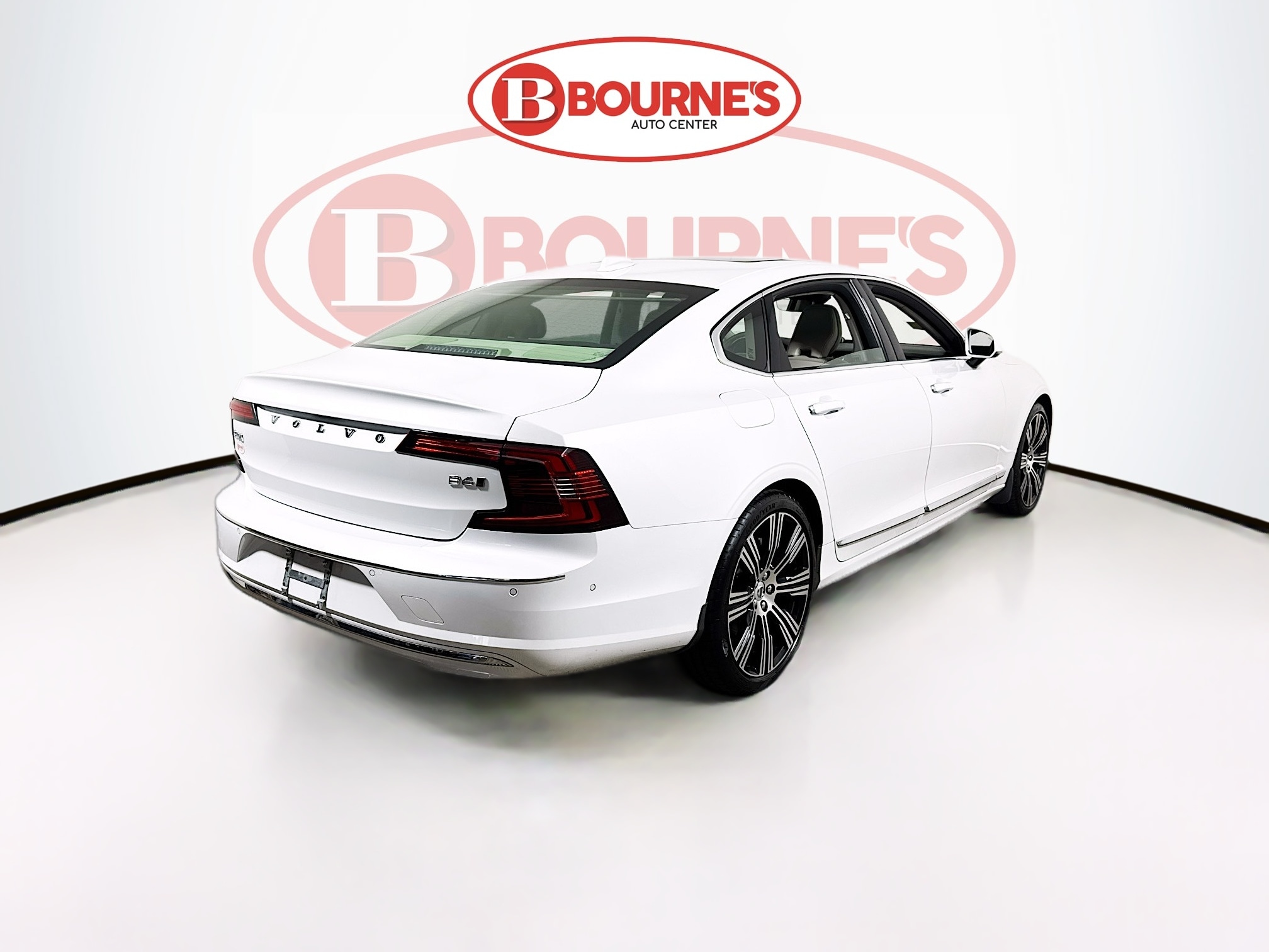 2022 Volvo S90 Inscription Image 5 of 32