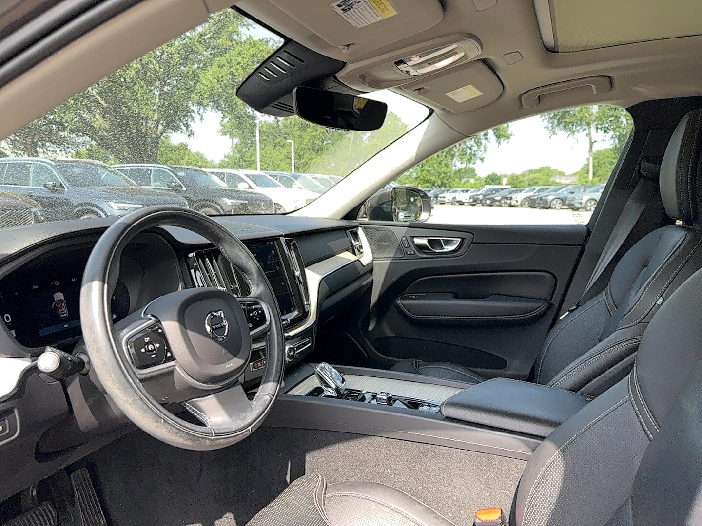 2022 Volvo XC60 Inscription Image 8 of 17