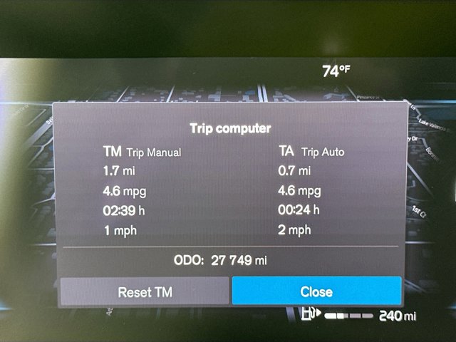 2022 Volvo XC60 Momentum Image 23 of 30