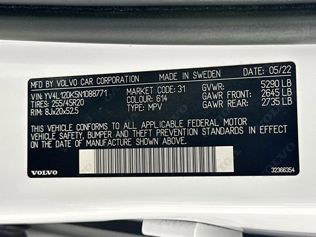 2022 Volvo XC60 Momentum Image 27 of 30